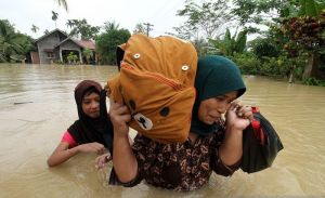 25.032 Warga Mengungsi Akibat Terjangan Banjir