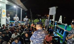 TNI AL Tangkap 8 Kapal Pencuri Batu Bara