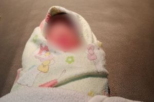 Bayi Malang Dibuang di Pondok Yatim Pal Lima, Polisi Buru Pelaku