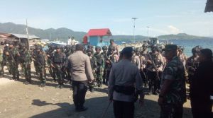 Pipi Briptu FH Ditembus Peluru Saat Amankan Bentrokan Warga