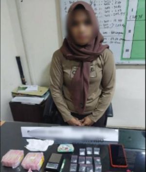Istri Bandar Narkoba Terciduk Lagi Transaksi Sabu