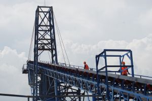 Gubernur Beri Tenggat Pengerukan Sungai di Desa Tenam Untuk Pelabuhan Batubara Selesai Maret