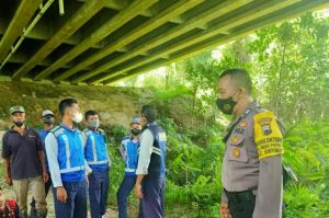 Polisi Selidiki TKP, Penemuan Jasad Perempuan di Bawah Jembatan