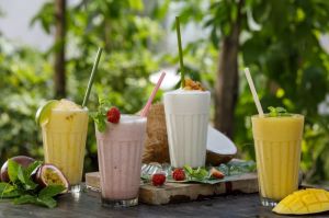 Smoothie, Buah Pilihan Sehat Untuk Berbuka Puasa