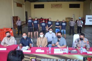 Polisi Ringkus Enam Pencuri Barang Penumpang Maskapai Penerbangan