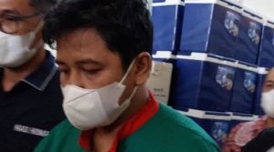 Polisi Ciduk Gitaris 