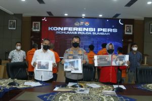 Lima Orang Pria Ditangkap Polisi Kasus Penyalahgunaan BBM Bersubsidi