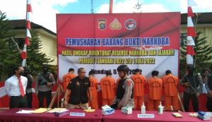 Polisi Musnahkan Barang Bukti 4,2 Kilogram Sabu-Sabu di Hari Bhayangkara