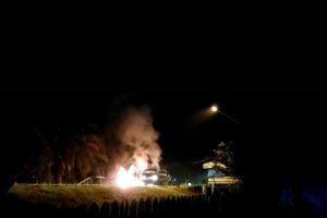 Mobil Pick Up Terbakar di Ruas Jalan Lintas Jambi-Bungo