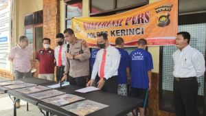 Enam Penjudi Togel dan Chip Domino Diciduk Polres Kerinci 