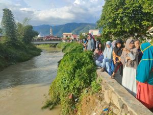 Jasad Alia yang Tenggelam di Sungai Batang Merao Ditemukan 