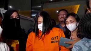 Putri Candrawathi Istri Ferdy Sambo Resmi Ditahan