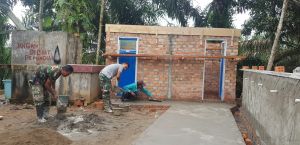 MCK di Musholla Miftahul Jannah Sudah 50 Persen Dibangun Satgas TMMD