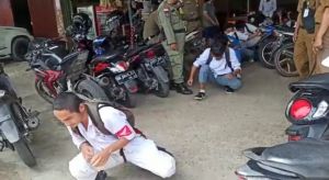 Berkeliaran di Jam Sekolah, Puluhan Pelajar Diamankan Satpol PP