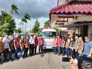 Agung Concern Serahkan Bantuan Ambulans ke Pemprov Jambi