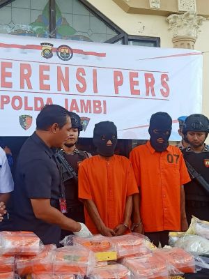 14 Kg Sabu dan 9.966 Butir Ekstasi Gagal Beredar di Jambi, Dua Penyelundup Ditangkap