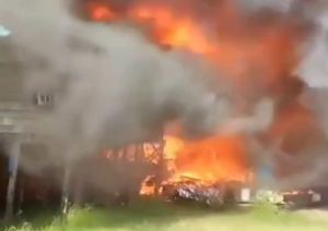 Legok Membara, Kebakaran Diperkirakan Hanguskan Belasan Rumah