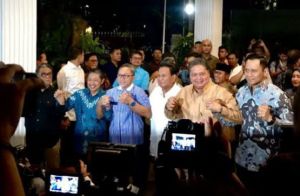 Prabowo Berpasangan dengan Gibran di Pilpres 2024, Daftar ke KPU 25 Oktober