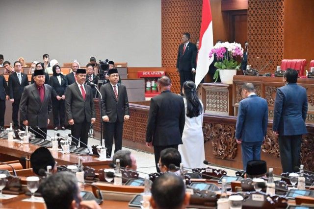 DILANTIK:  Handayani resmi dilantik menjadi Anggota DPR RI sisa periode 2019-2024, oleh Ketua DPR Puan Maharani  di Gedung Nusantara II MPR/DPR/DPD RI, Senayan, Jakarta, Selasa (31/10/2023).