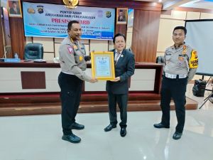 Ditlantas Polda Jambi Terima Penghargaan, Dinilai Berhasil Tertibkan Angkutan Batu Bara