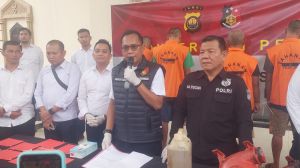Empat Pemasak Minyak Mentah Hasil Illegal Drilling Ditangkap Polisi