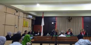 Mantan Dirut Bank Jambi Yunsak El Halcon Dituntut 12 Tahun Penjara