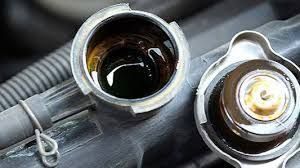 Tips Atasi Radiator Bocor Dalam Keadaan Darurat Saat di Perjalanan