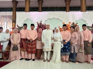 Ketua DPRD dan Istri Hadiri Pernikahan Putri Sulung Gubernur Jambi