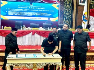 KUPA-PPAS 2024 Disepakati DPRD Provinsi Jambi Bersama Gubernur