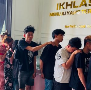 Batalkan Pesanan, Pelanggan MiChat Dikeroyok di Hotel, Polisi Kena Tikam Saat Melerai