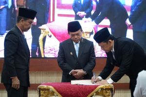 Hadiri Sertijab Bupati Muaro Jambi, Gubernur Al Haris Tekankan Sinkronisasi Program Pembangunan