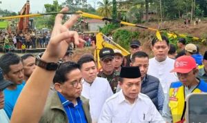 Al Haris Minta Pemasangan Bailey di Jalan Lintas Jambi-Padang Dipercepat