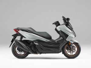 Honda Forza Tampil Makin Berkelas, Dibanderol dengan Harga Fantastis