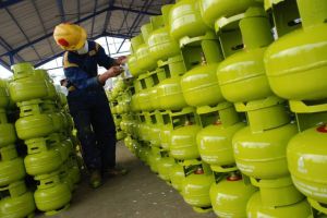 Menkop Sebut Kopdes Bisa Jadi Pangkalan LPG 3 Kg