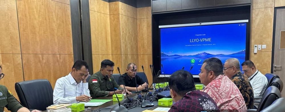 Ketua DPRD Kota Jambi, Kemas Faried Alfarelly saat berkonsultasi dengan Kejagung. 