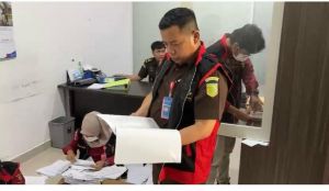 Ini Dokumen yang Diamankan Penyidik Kejari Jambi Usai Geledah Kantor Pengelola Pasar Angso Duo