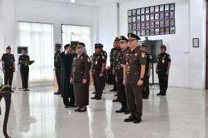 Kajati Jambi Lantik Dua Pejabat Baru, Asdatun dan Kajari Bungo