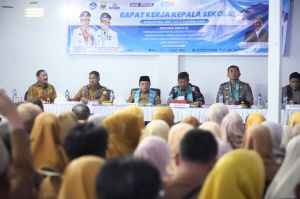 Gubernur Al Haris Kumpulkan Semua Kepsek SMA/SMK/SLB se-Provinsi Jambi