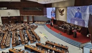 Tok! Bukan Kementrian, Polri Tetap Berkedudukan di Bawah Presiden