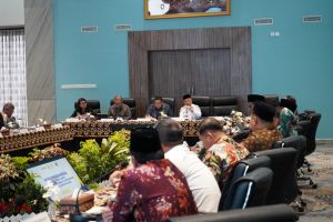 Al Haris Dorong Reformasi Total BUMD dan Percepatan Penyelesaian Konflik Agraria