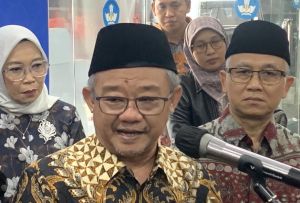 Wacana Sekolah Daring Demi Efisiensi Mulai April Dibatalkan