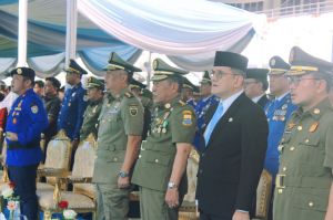 Wakil Gubernur Jambi Hadiri Upacara HUT Satpol PP, Damkar dan Satlinmas di Palembang