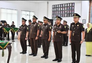 Lantik Wakajati, Asisten Pemulihan Aset, Kajari Jambi dan Tebo, Kajati Ingatkan Soal Integritas