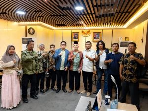 SAD Sialang Pungguk Adukan Konflik PT IKU ke DPR RI