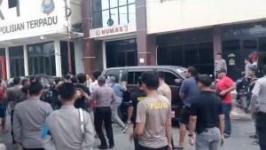 Polisi Tindak PETI di Merangin, Sejumlah Orang Bawa Kecepek Datangi Mapolres